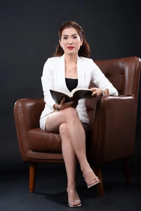 ảnh giám đốc nữ