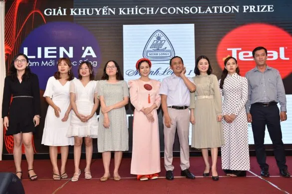 ảnh liên hoan công ty