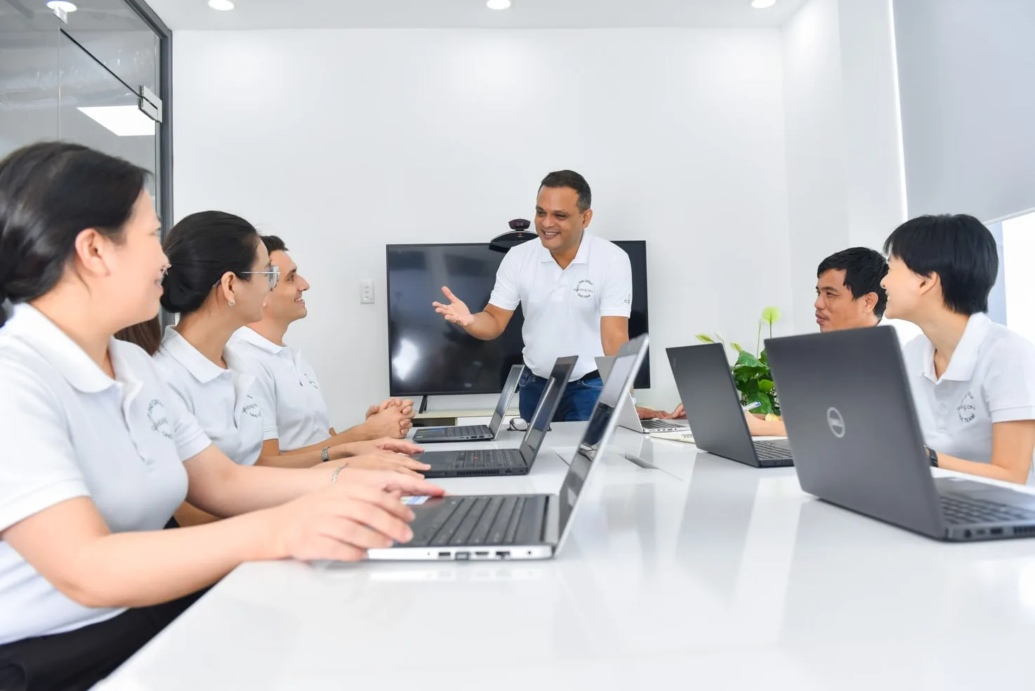 dịch vụ chụp ảnh công ty