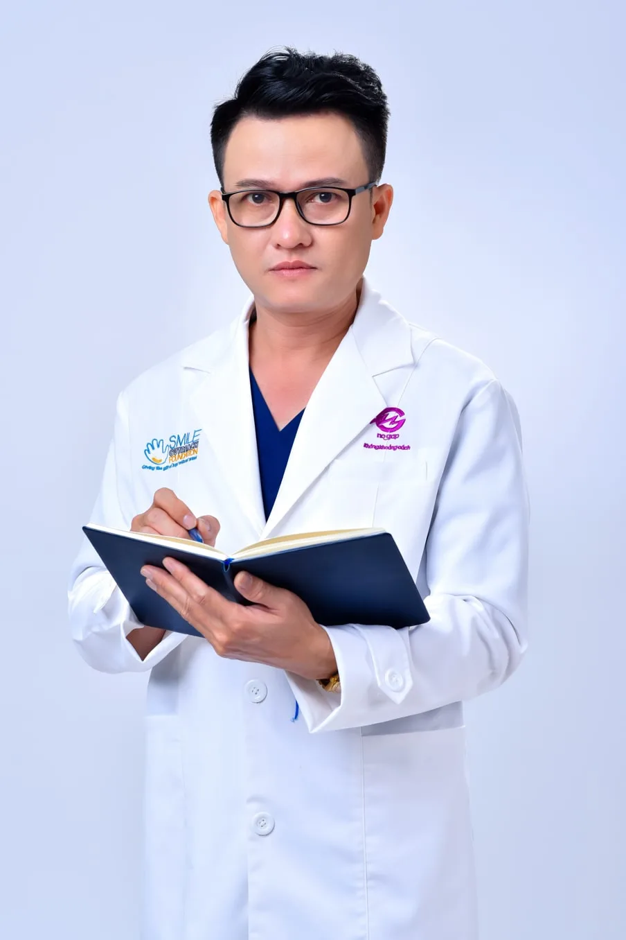 chụp ảnh bác sĩ