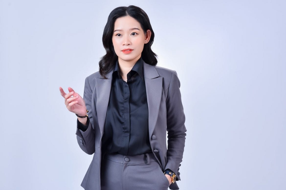 Nu (13)-min Ảnh doanh nhân nghệ thuật