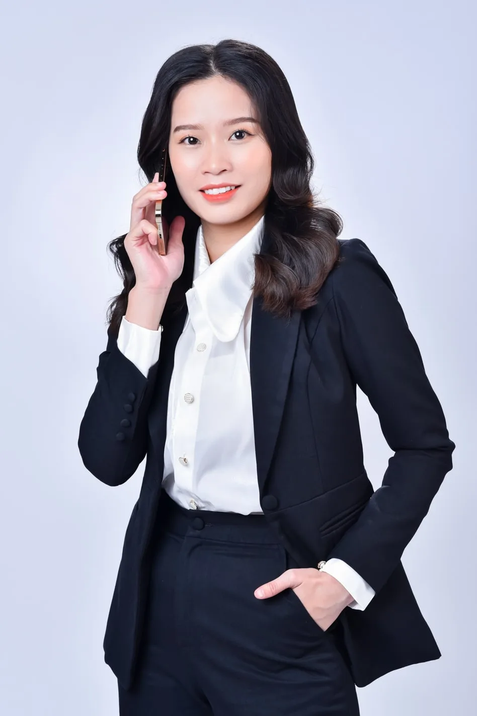 Chụp ảnh profile trẻ trung