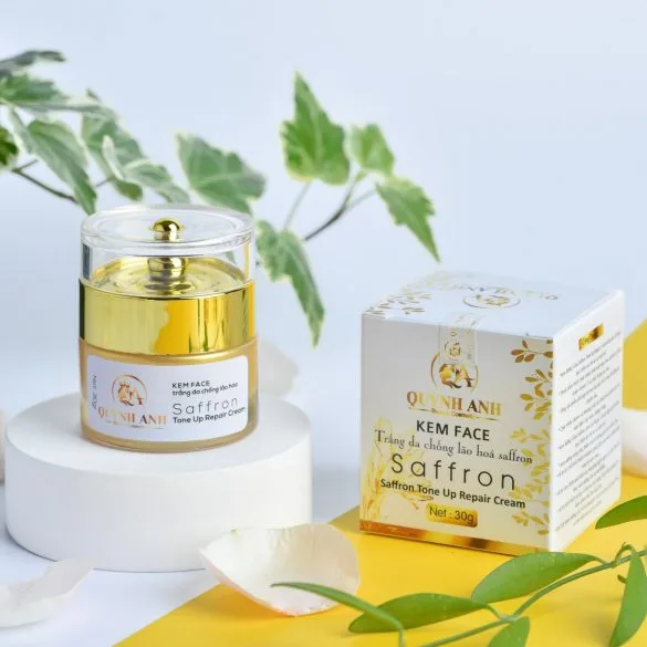 Ảnh chụp sản phẩm mỹ phẩm thu hút