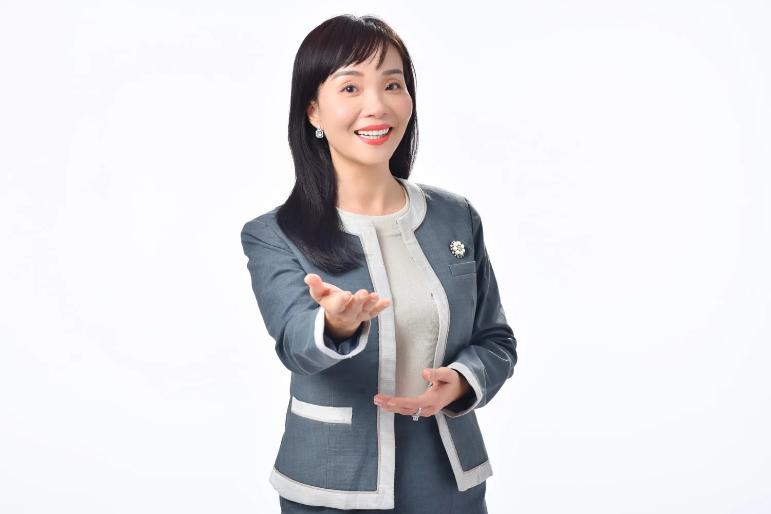 Anh doanh nhan nu dep 4 min