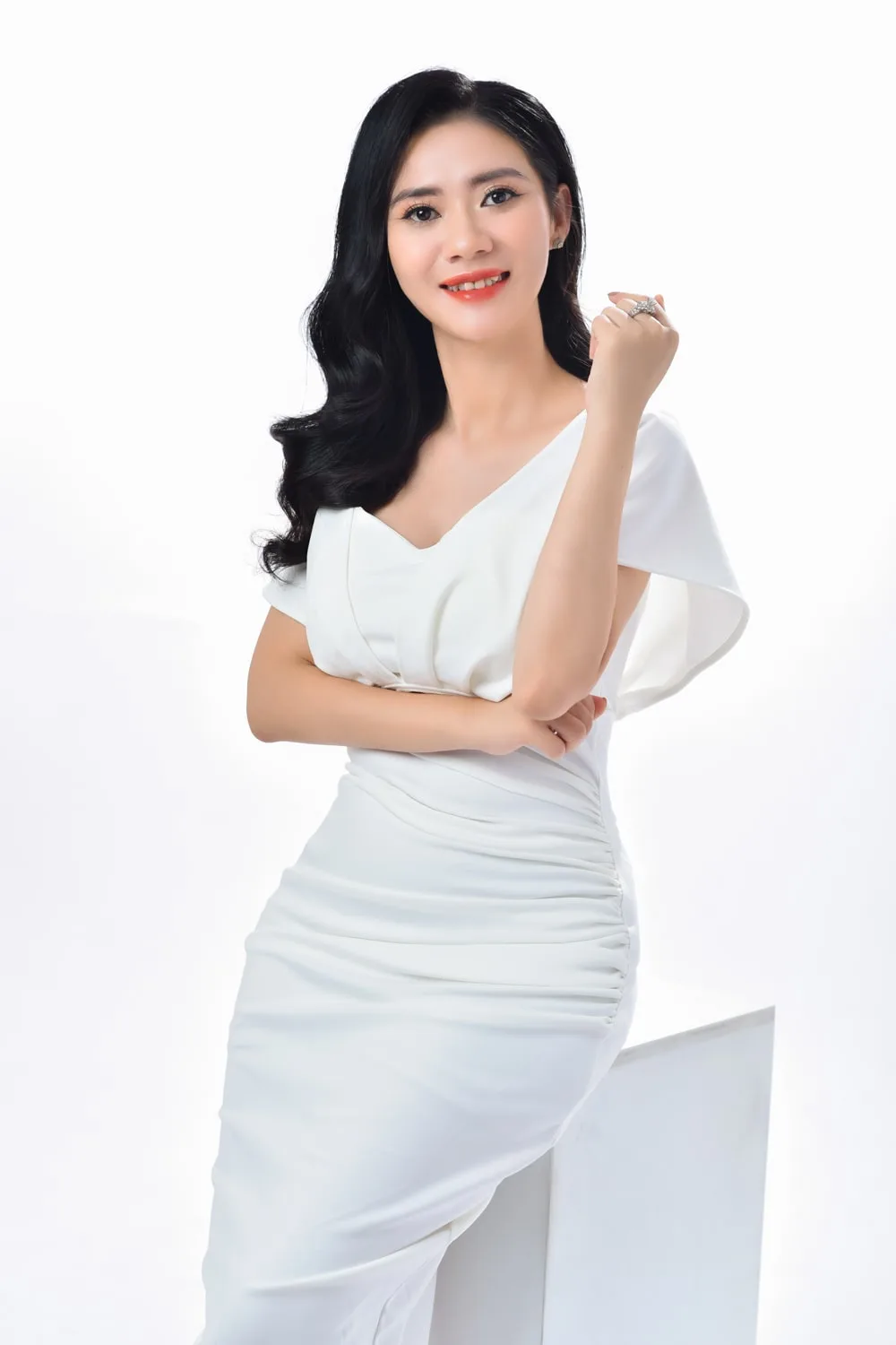 #3 Concept chụp ảnh nữ doanh nhân thành đạt - HT Media 16 Anh doanh nhan nu 7 min 1