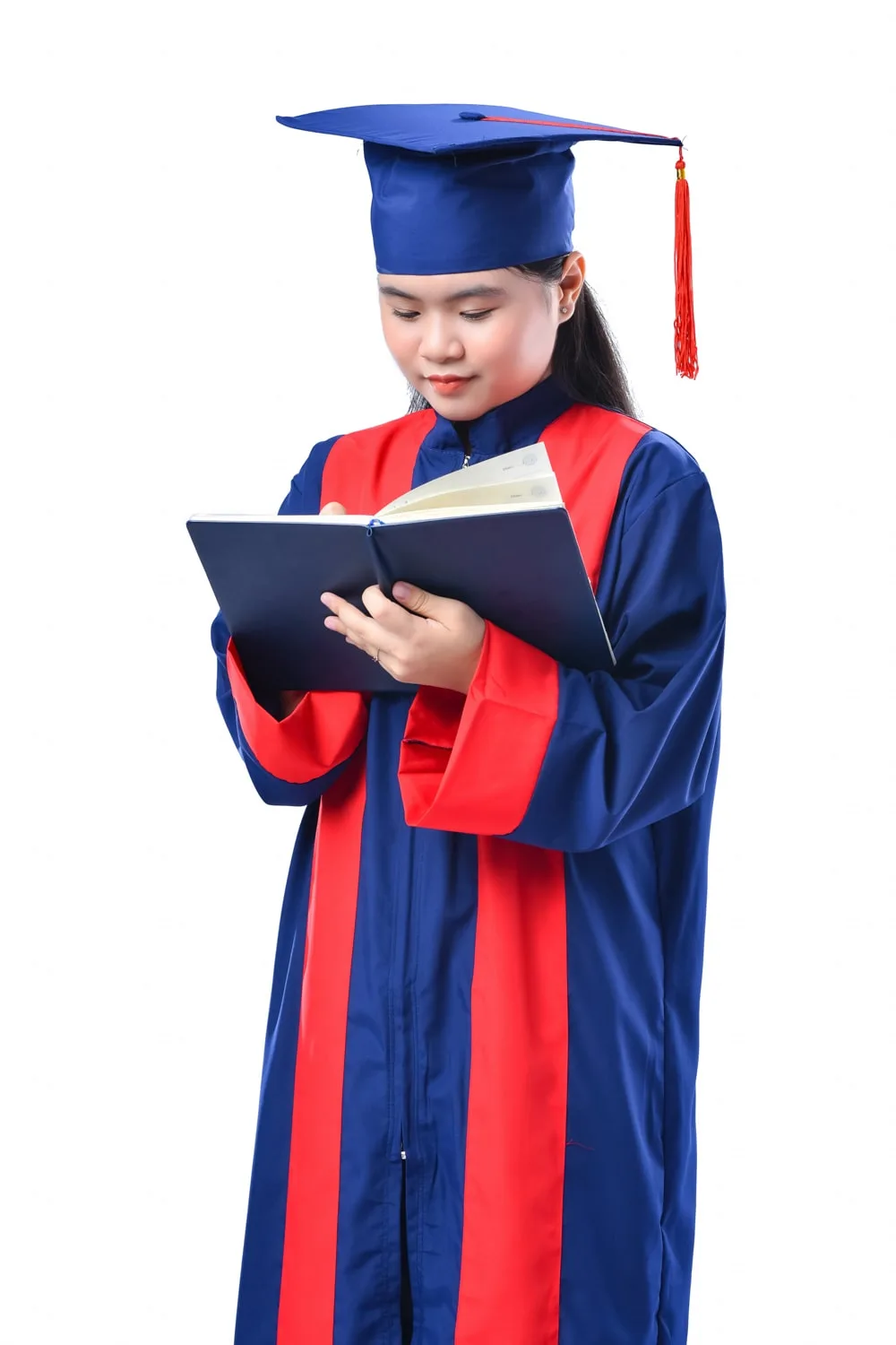 #35 cách tạo dáng chụp chân dung đẹp - HT Media Group 47 Anh tot nghiep 2 min 1