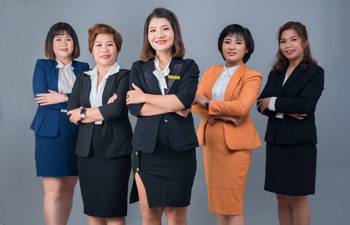 Ảnh chụp tập thể ấn tượng