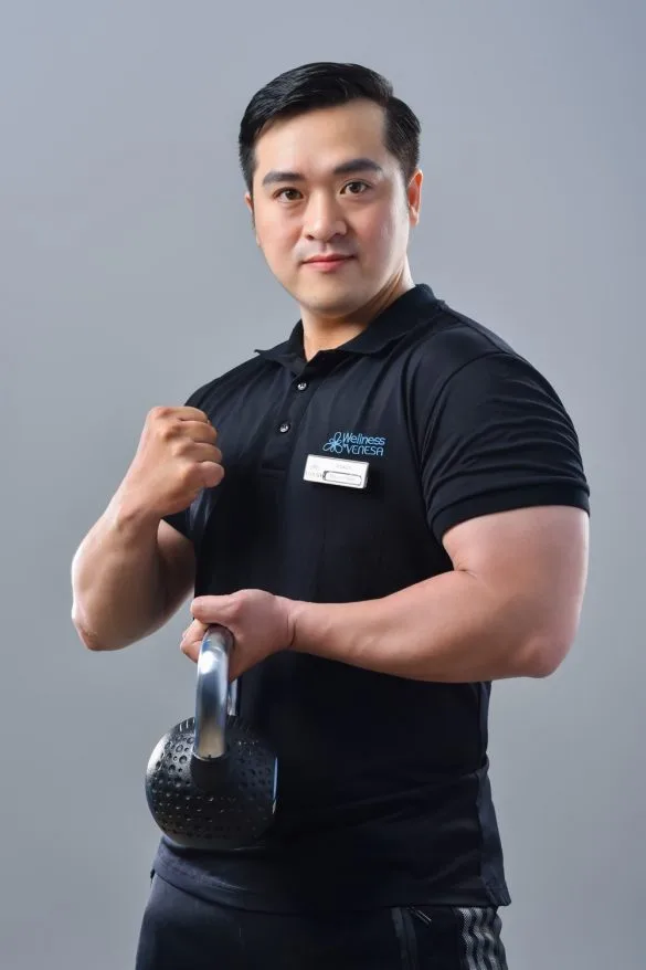 Ảnh chụp PT nam mạnh mẽ