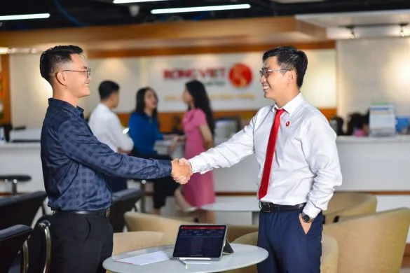 Ảnh chụp cuộc họp ở công ty