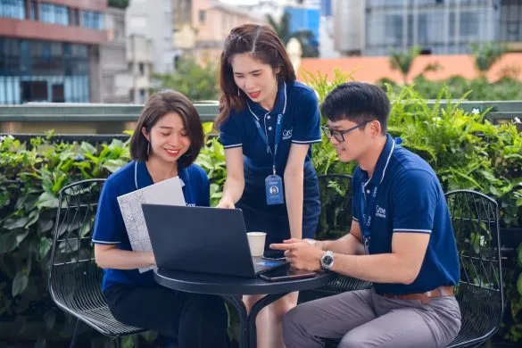 Ảnh chụp nhân viên họp hành