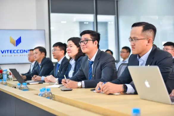 Ảnh chụp cuộc họp ở công ty